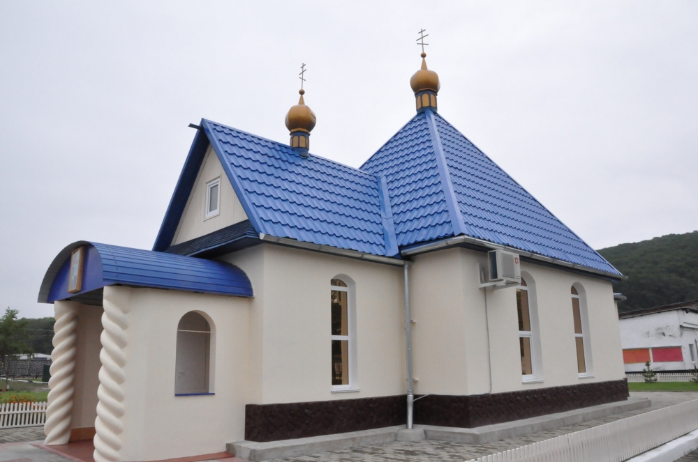 Освящение православного храма в честь иконы Божией Матери Порт-Артурской в Приморском крае